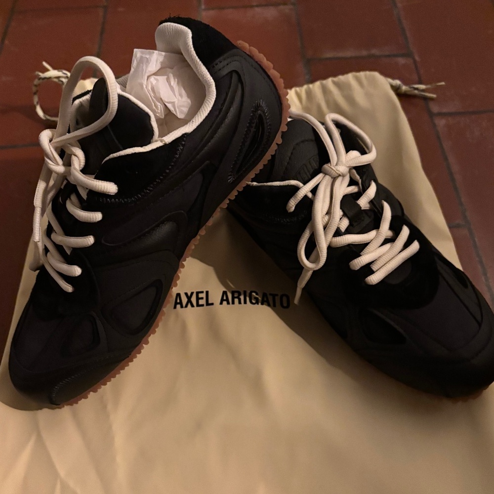 Axel Arigato Slow Runner Sneaker